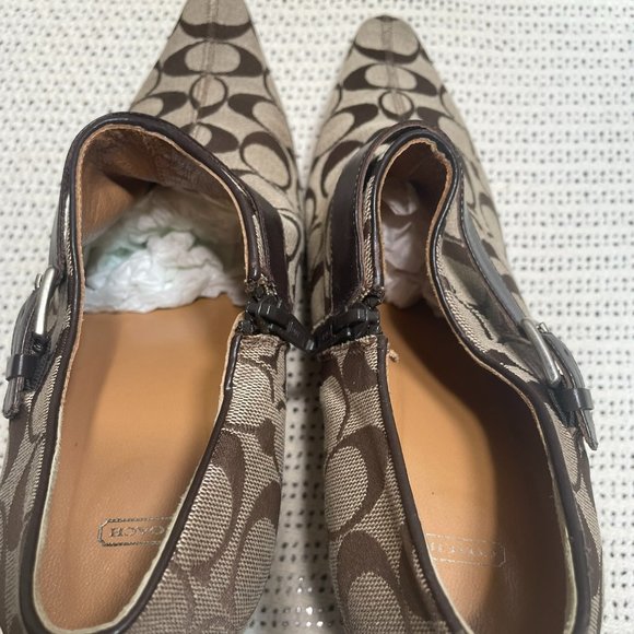 Coach Signature Logo Heels - Picture 6 of 8